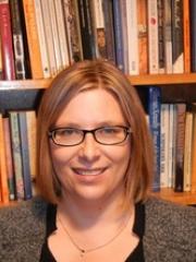 Associate Professor Lisa Featherstone